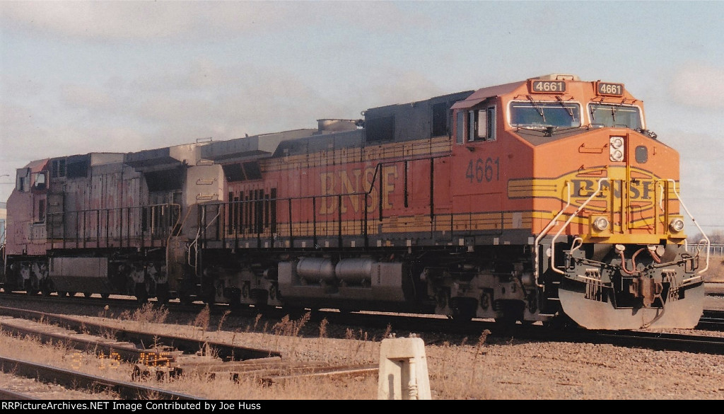 BNSF 4661 East